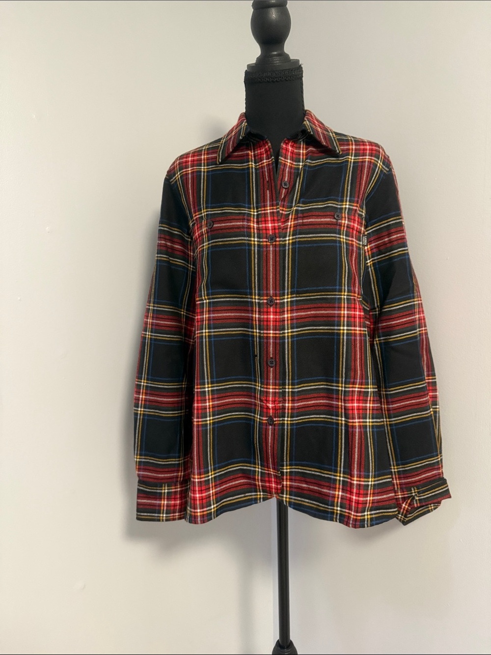 Women’s Black and Red Plaid Button-Up Shirt